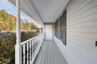 42 Rollingwood Dr in Johnston, RI - Building Photo - Building Photo