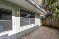 1954 Beach Ave in Atlantic Beach, FL - Foto de edificio - Building Photo