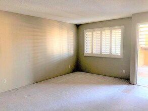 3601 W Tierra Buena Ln-Unit -112 in Phoenix, AZ - Building Photo - Building Photo