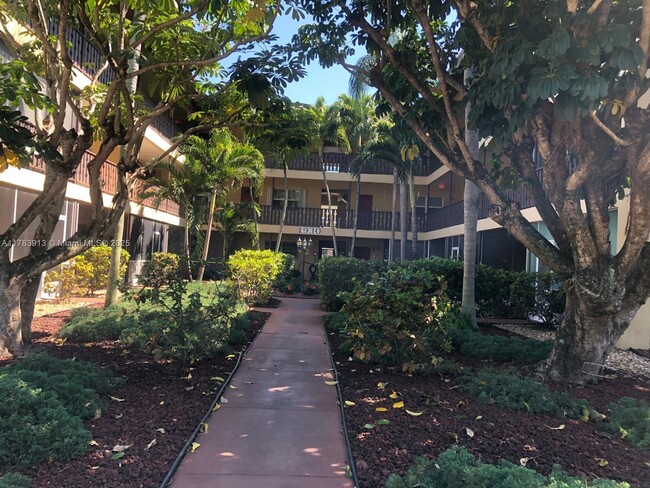 property at 1930 Jackson St