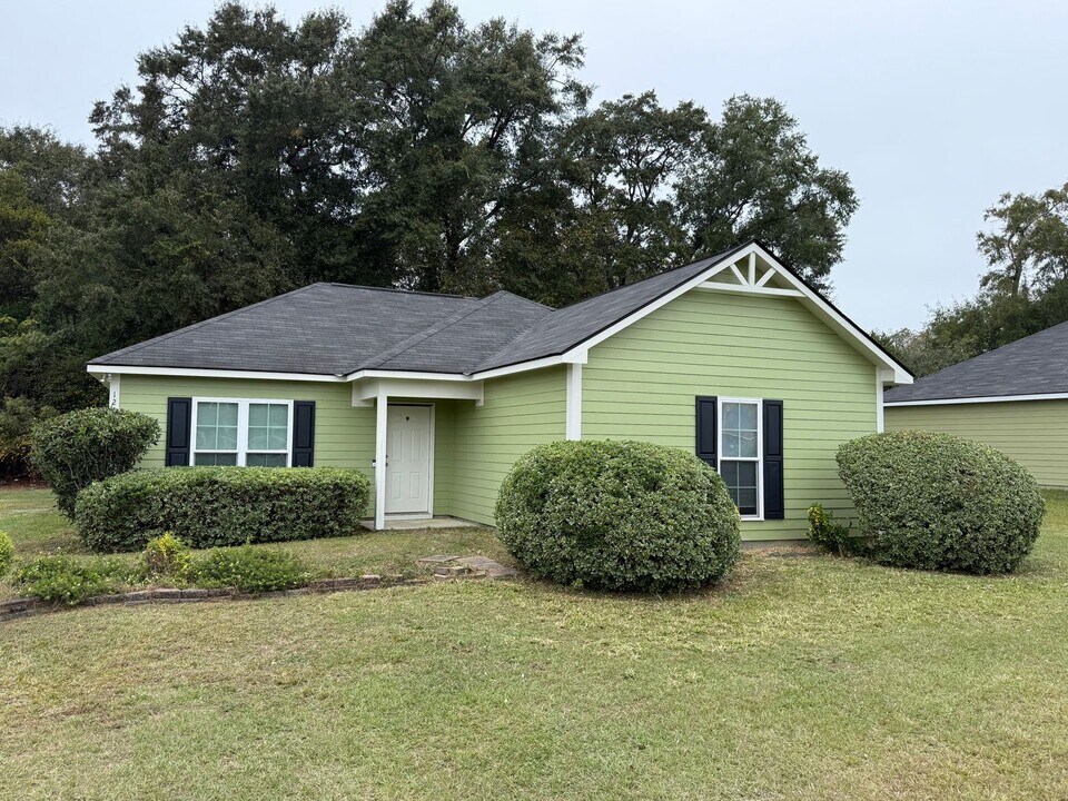 1255 Ball Park Ave NE in Dawson, GA - Building Photo