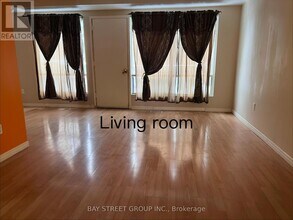 6 Pond Fern Way in Toronto, ON - Building Photo - Building Photo