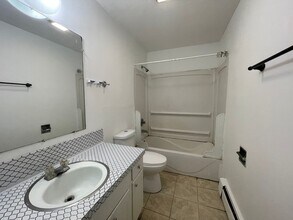 2860 S 9th St in Kalamazoo, MI - Building Photo - Building Photo