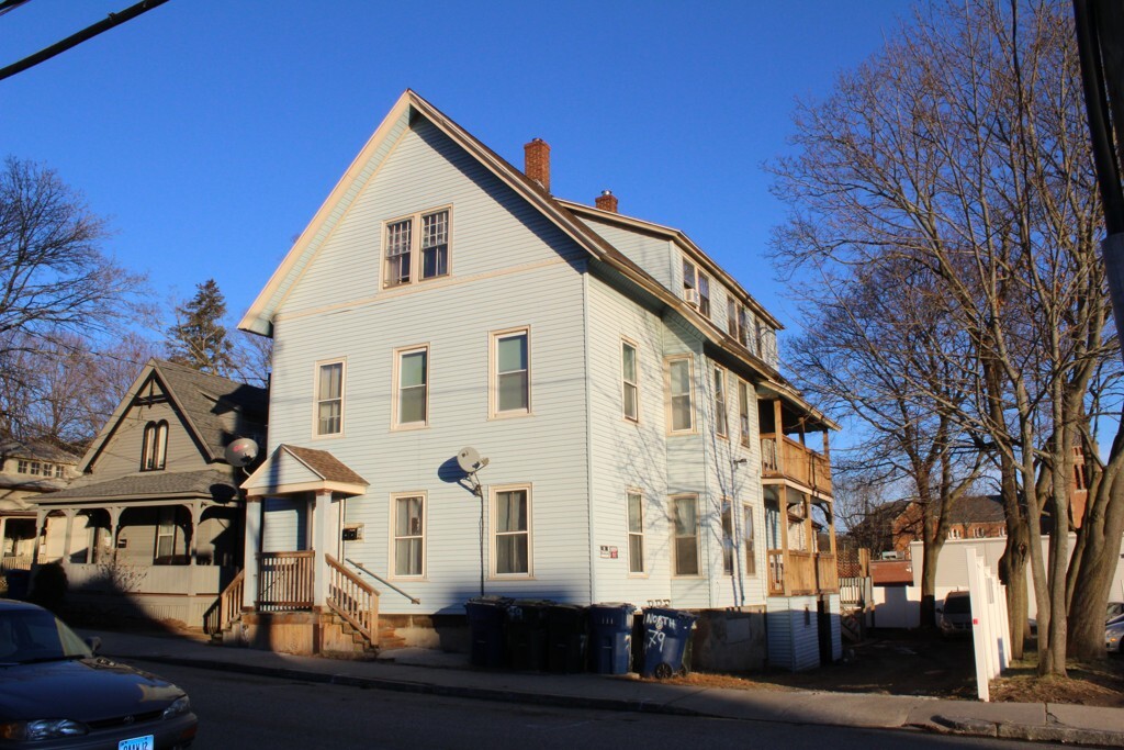 79 North St in Willimantic, CT - Building Photo