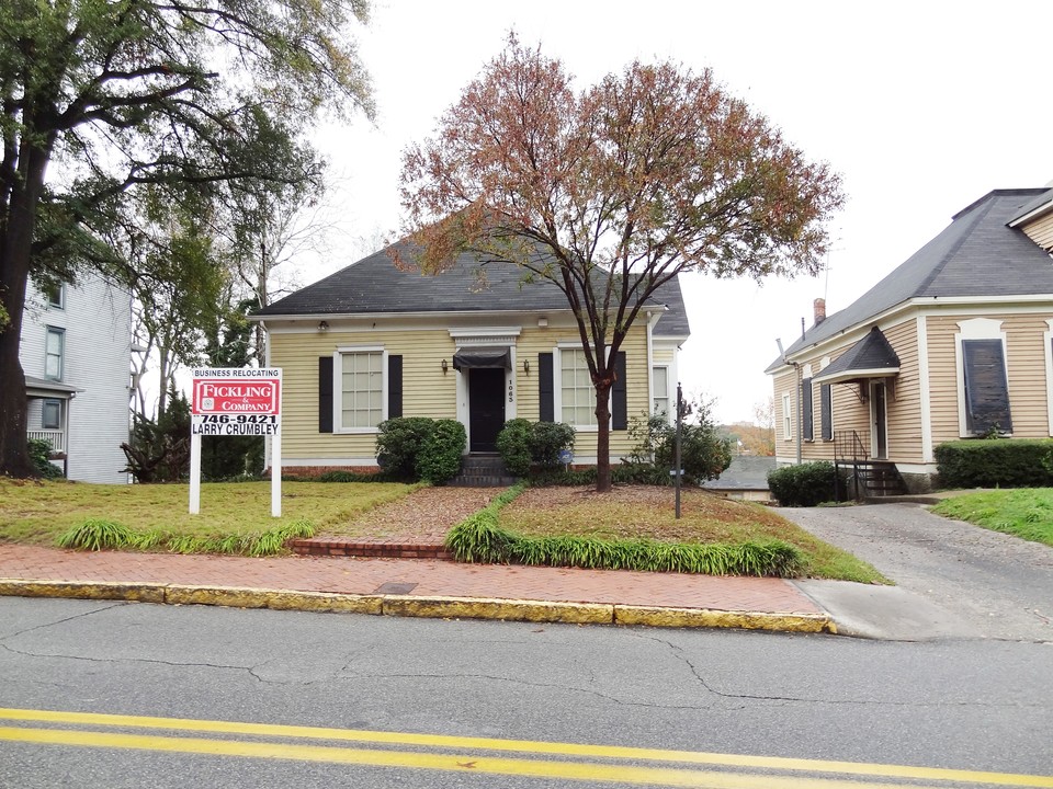 1063 Walnut St in Macon, GA - Foto de edificio