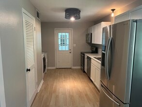 9860 E 600 S in Zionsville, IN - Building Photo - Building Photo