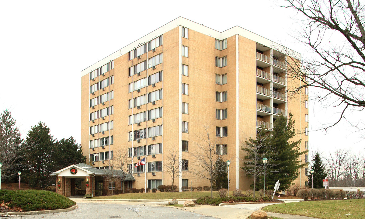 Williard House in Bedford, OH - Foto de edificio