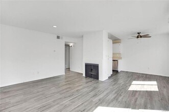 4406 Cahuenga Blvd, Unit 107 in Los Angeles, CA - Building Photo - Building Photo