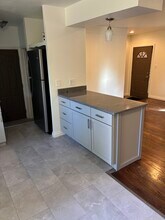 36264 Dover St in Livonia, MI - Building Photo - Building Photo