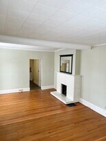 114 Buell St, Unit 1 in Burlington, VT - Building Photo