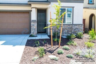 4449 Tucker Dr in Folsom, CA - Building Photo - Building Photo