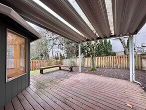 5771 NW 181st Ave in Portland, OR - Building Photo - Building Photo