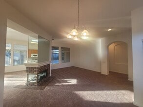 4237 Napa Loop in Roseville, CA - Building Photo - Building Photo