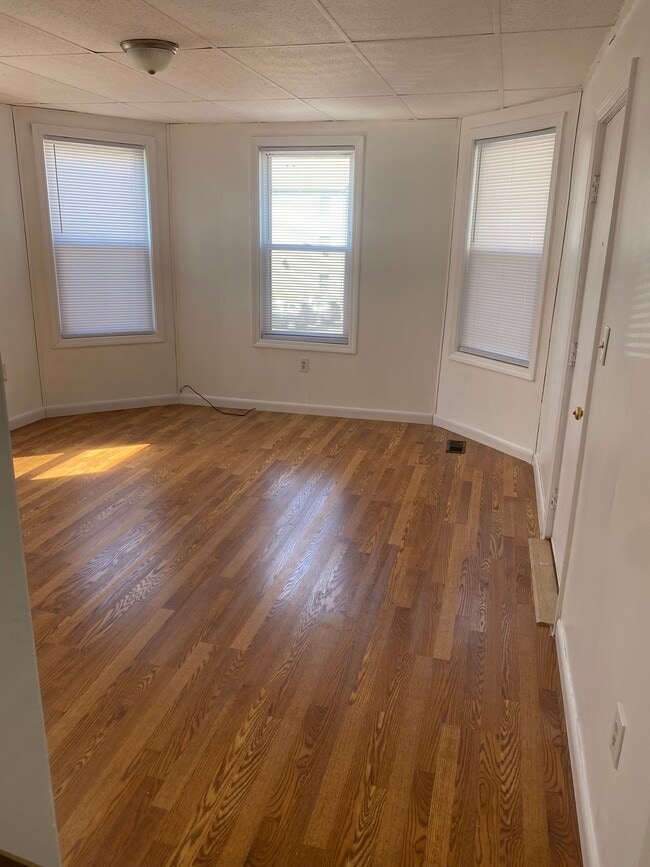 8 E Kendall St, Unit 1