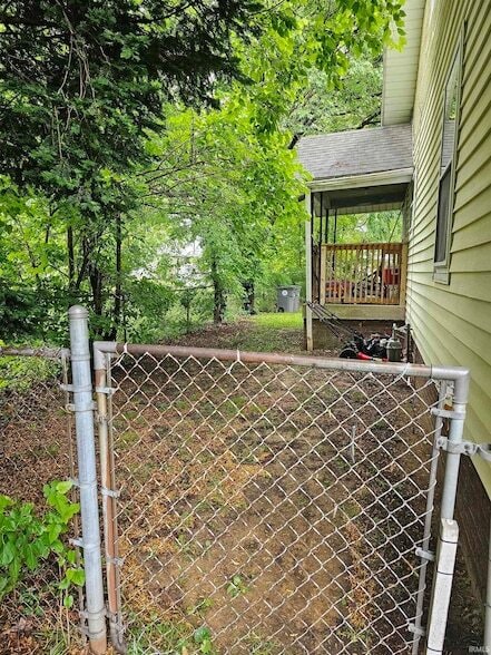 216 S Grand Ave in Evansville, IN - Foto de edificio - Building Photo