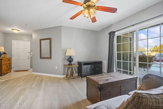 1228 Morning Glory Dr in Monroe Township, NJ - Building Photo - Building Photo