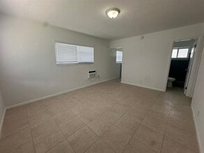 6208 Dawson St in Hollywood, FL - Building Photo - Building Photo