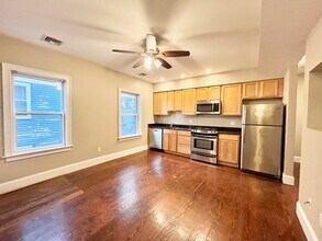 180 Hillside St, Unit Unit 3 in Boston, MA - Building Photo - Building Photo