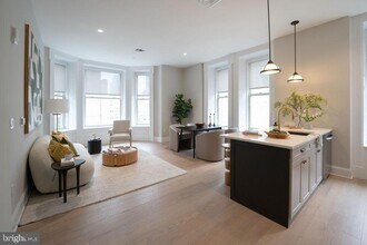 200S Broad St in Philadelphia, PA - Building Photo - Building Photo