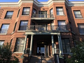 296 Bates in St. Paul, MN - Foto de edificio - Interior Photo