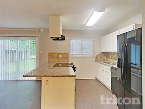 2655 Lark, Unit 05404 in Humble, TX - Building Photo - Building Photo