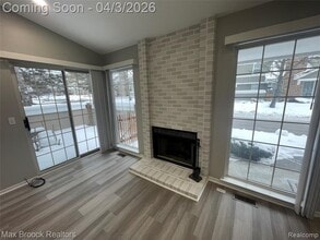 6600 Bellows Ct in West Bloomfield Township, MI - Building Photo - Building Photo