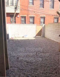 1743 W Diamond St photo'