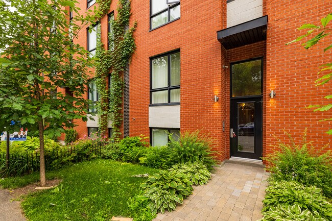 1870-1940 Des Érables Av in Montréal, QC - Building Photo - Building Photo