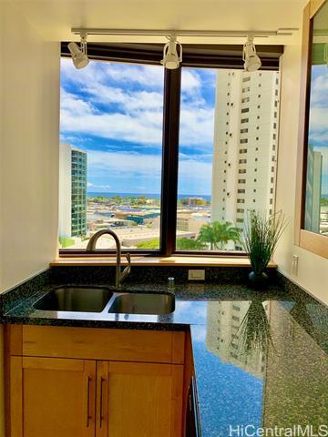 600 Queen St in Honolulu, HI - Foto de edificio - Building Photo