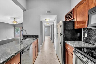 2881 N Oakland Forest Dr in Oakland Park, FL - Building Photo - Building Photo