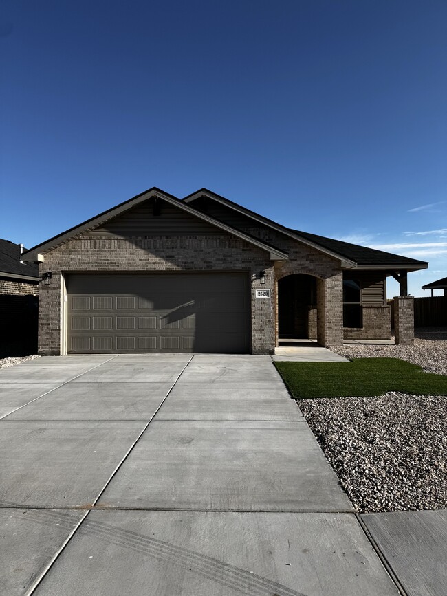 2520 Goldfinch Rd in Midland, TX - Building Photo - Building Photo