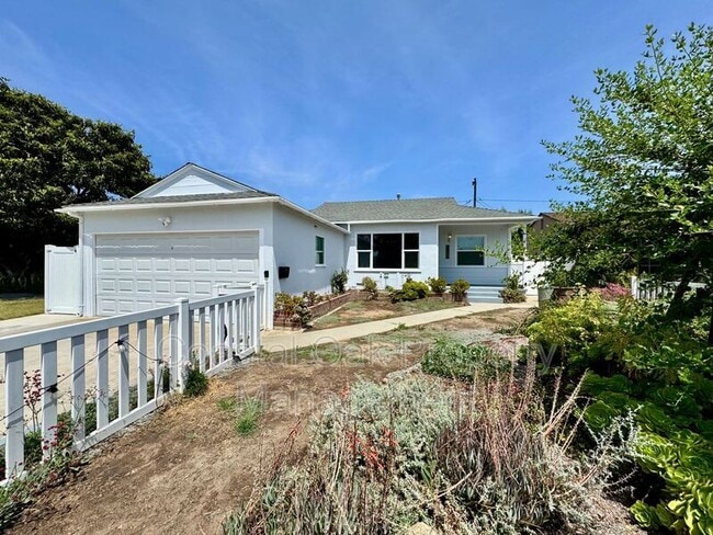 property at 4836 Hayter Ave