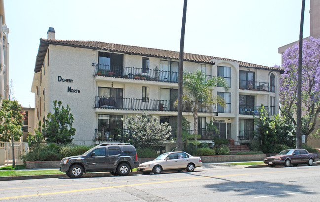 Doheny North Apartments in Los Angeles, CA - Building Photo - Building Photo