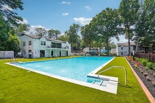 Dwell @ 750 in Marietta, GA - Building Photo