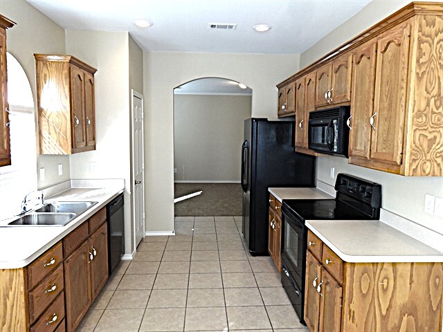 6424 Payton Dr in Fort Worth, TX - Building Photo - Building Photo