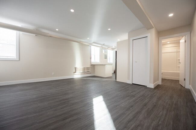 812 Wolseley Av in Winnipeg, MB - Building Photo - Building Photo