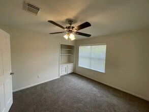 6235 Sandy Hollow Dr in Katy, TX - Building Photo - Building Photo