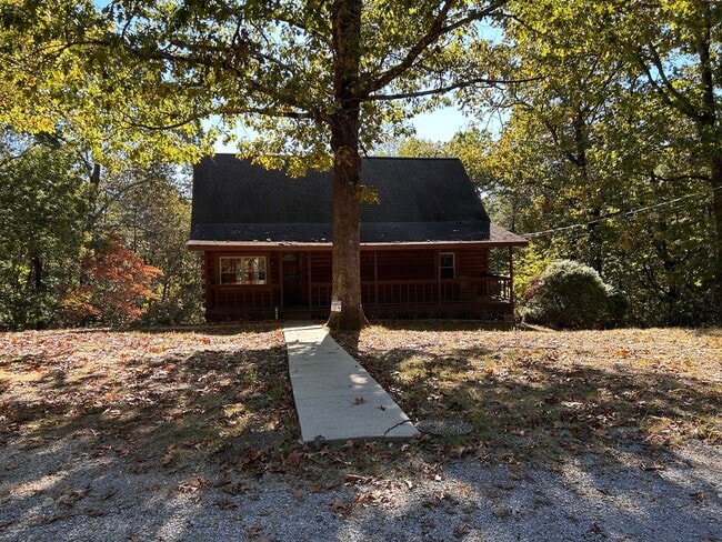 6704 Country Oaks Ln in Hixson, TN - Building Photo - Building Photo