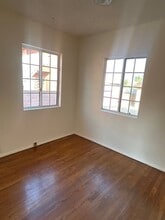 608 N Orange Ave in Monterey Park, CA - Foto de edificio - Building Photo