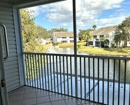 1930 Westminster Cir in Vero Beach, FL - Building Photo