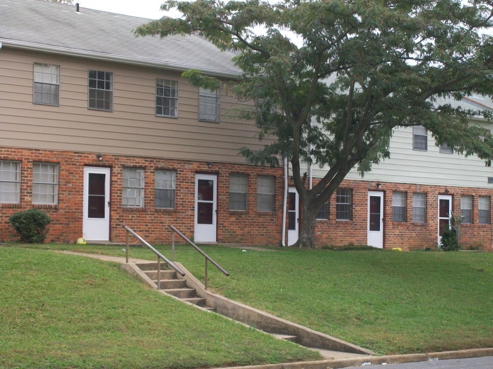 3513 Bolling Rd in Richmond, VA - Building Photo