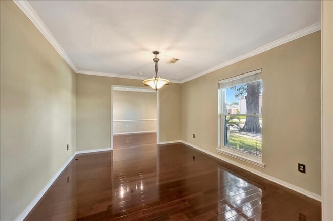 1710 San Sebastian Ln