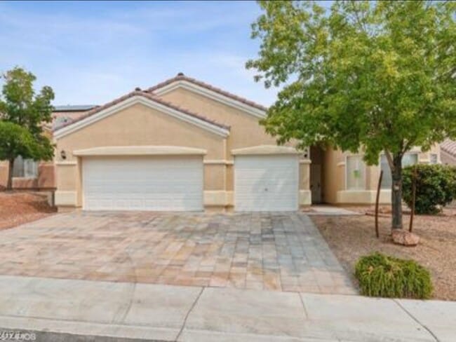 property at 3416 Casa Alto Ave