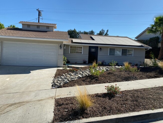 property at 884 Moffatt Cir