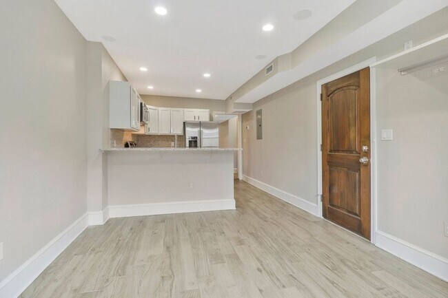 1227 15th St NW in Washington, DC - Building Photo - Building Photo