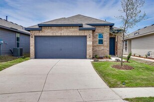 2330 Aspen Hl Dr in Heartland, TX - Building Photo
