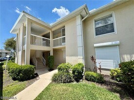 661 Squire Cir in Naples, FL - Building Photo