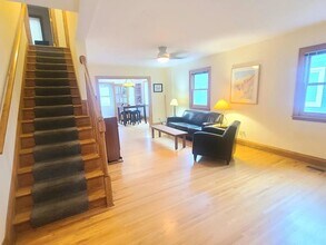 5353 Abbott Ave S in Minneapolis, MN - Building Photo - Building Photo