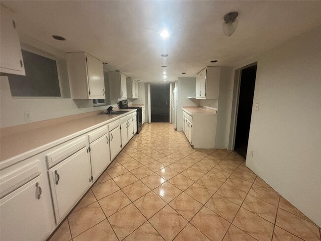 property at 297 Robinson St