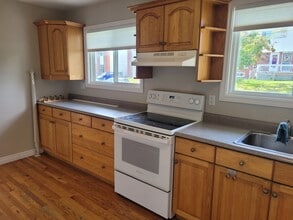 30 Leacock Ct in Dartmouth, NS - Building Photo - Building Photo